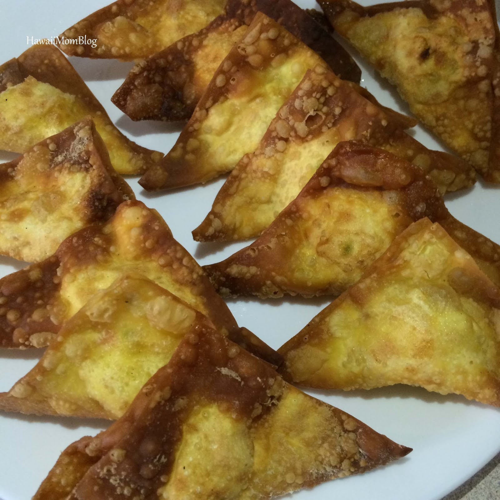 Hawaii Mom Blog Crab and Cream Cheese Wontons