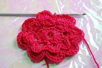 easy crochet flower patterns-free crochet patterns-crochet flowers