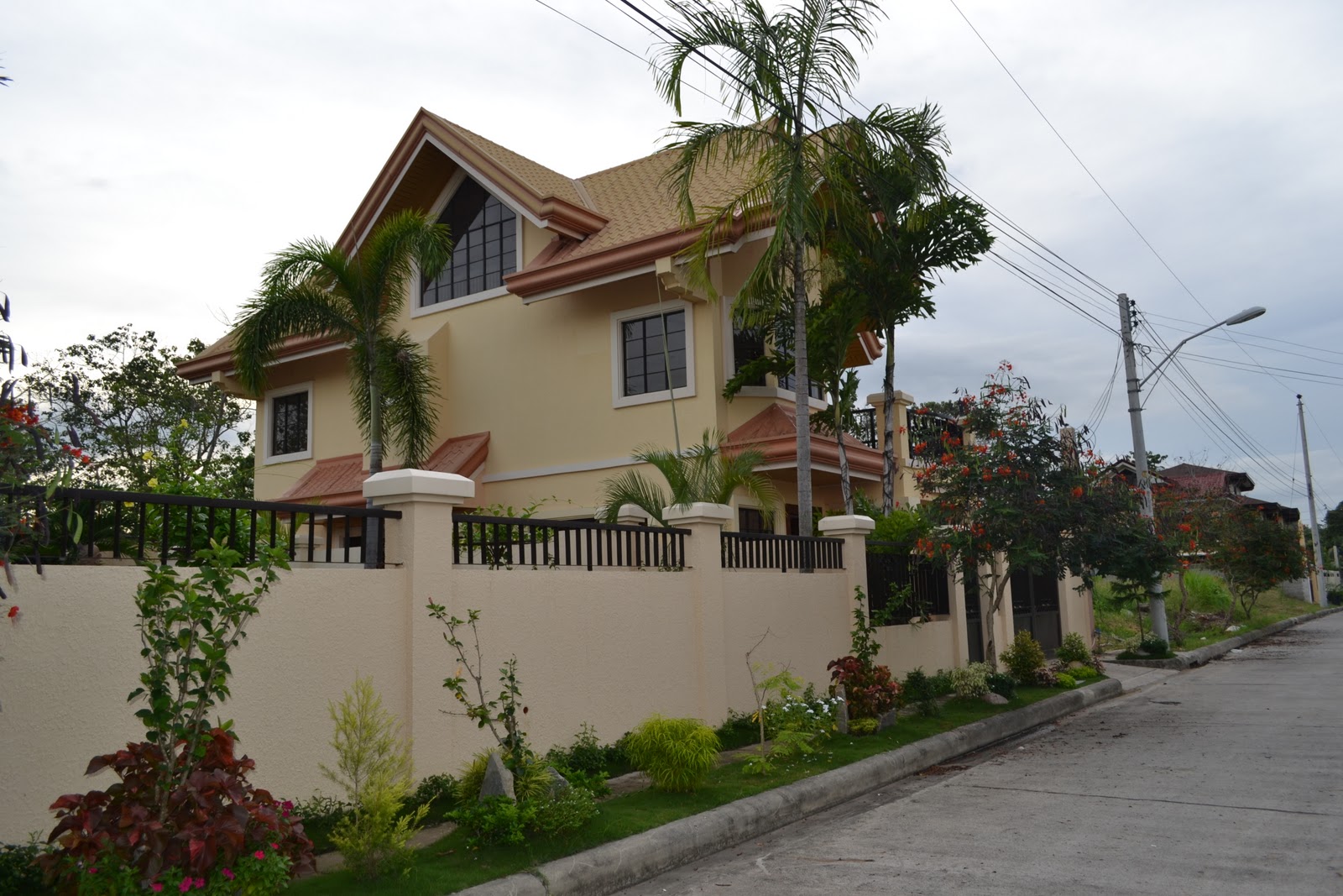 Cagayan de Oro Xavier Estates Beautiful Homes A Beautiful Home for SALE in Xavier Estates.