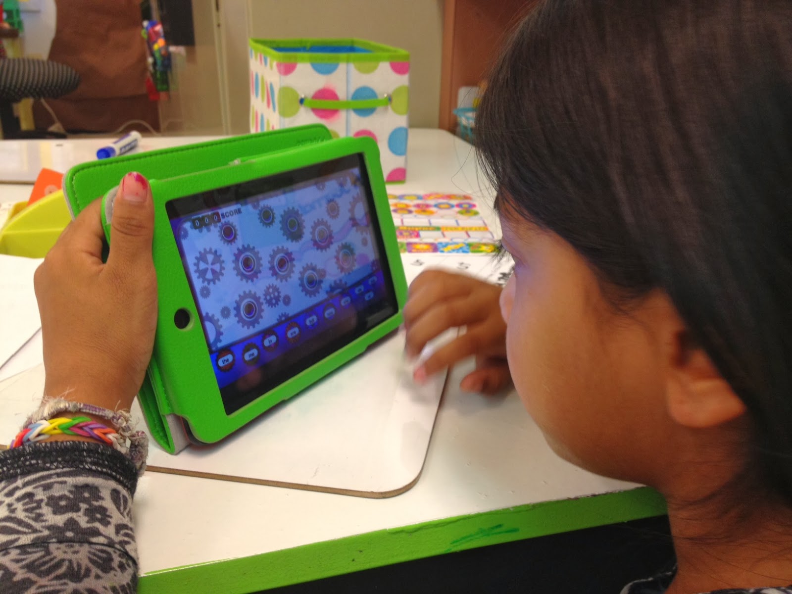 First Grade Spies Managing tablets in classrooms and FREE apps!