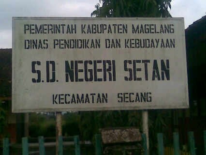 DeeInform Nama DesaDesa Seram Di Indonesia