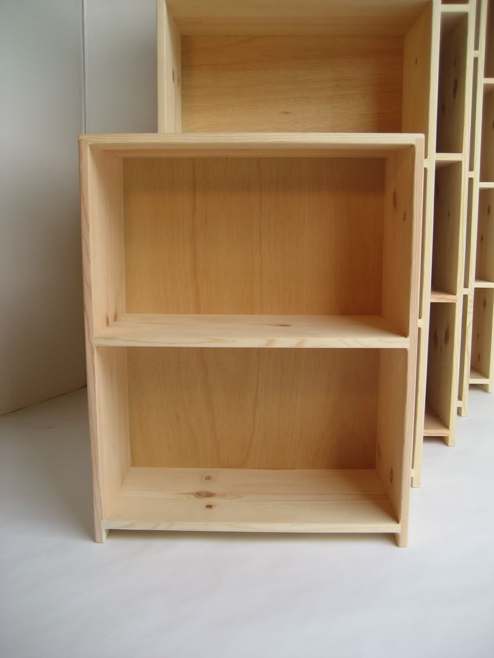 stumasa 11.25" deep "R" style record spaced bookcases fixed shelf