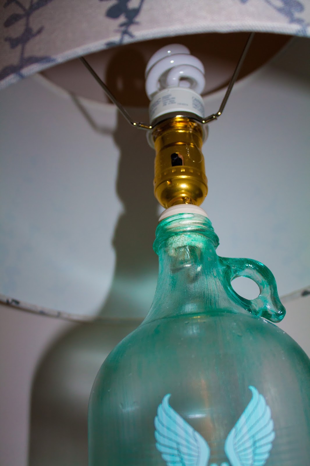 Sgt. Pepper's Kitchen DIY Beer Growler Lamp