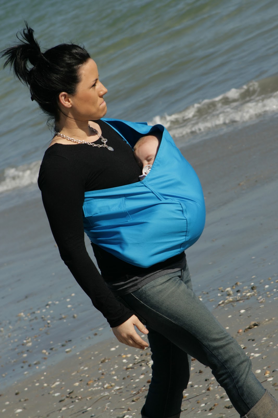 Pregnancy, birth and baby shop from Mothersbliss Bubzilla Baby Sling