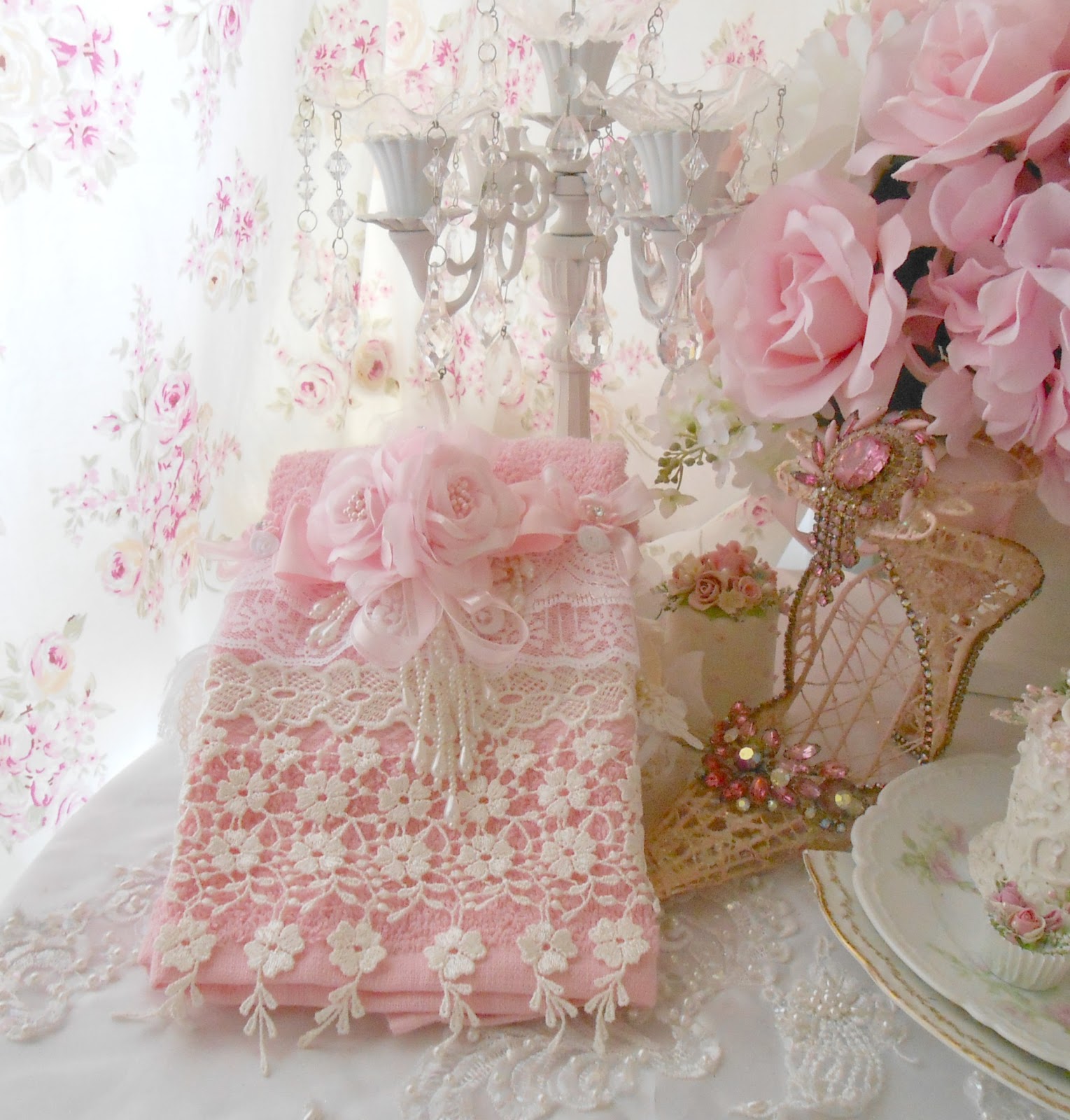 Olivia's Romantic Home Victorian hand towels