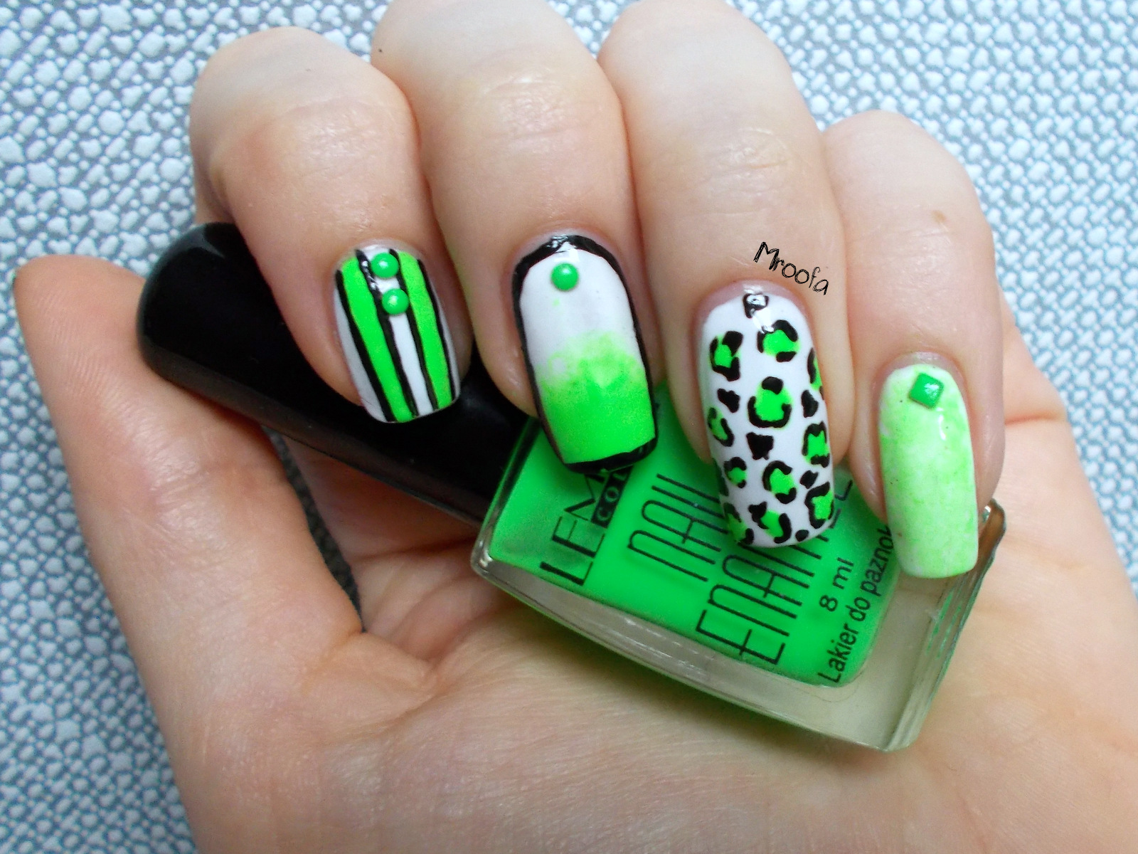 Neon Green Nail Art Ideas on Pinterest - wide 8