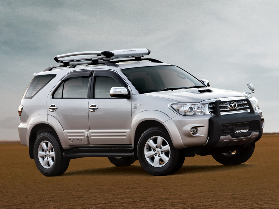 Fortuner Car Hd Wallpaper Download