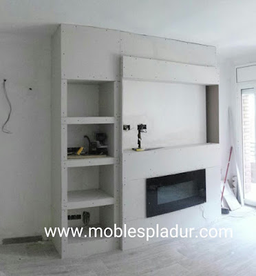 PLADUR BARCELONA: Mueble televisión