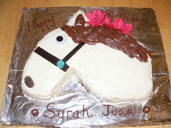 Fun Birthday Cakes without Food Coloring horse | pambarnhill.com 