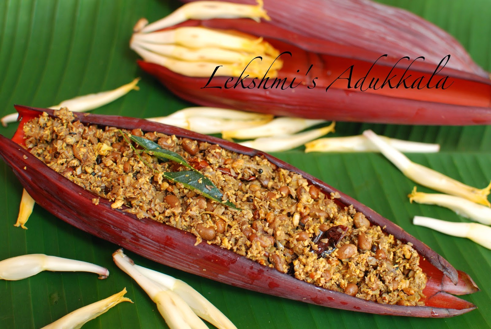 Lekshmi's Adukkala Vazhakoombu Thoran / Banana Flower Thoran
