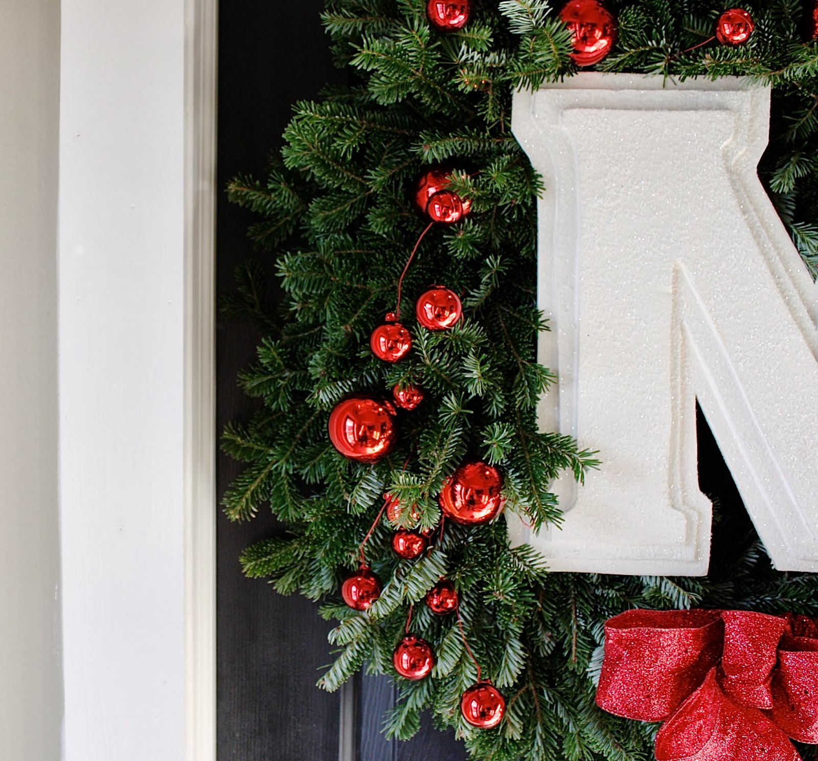 Monogramable Wreath Ornament Kit