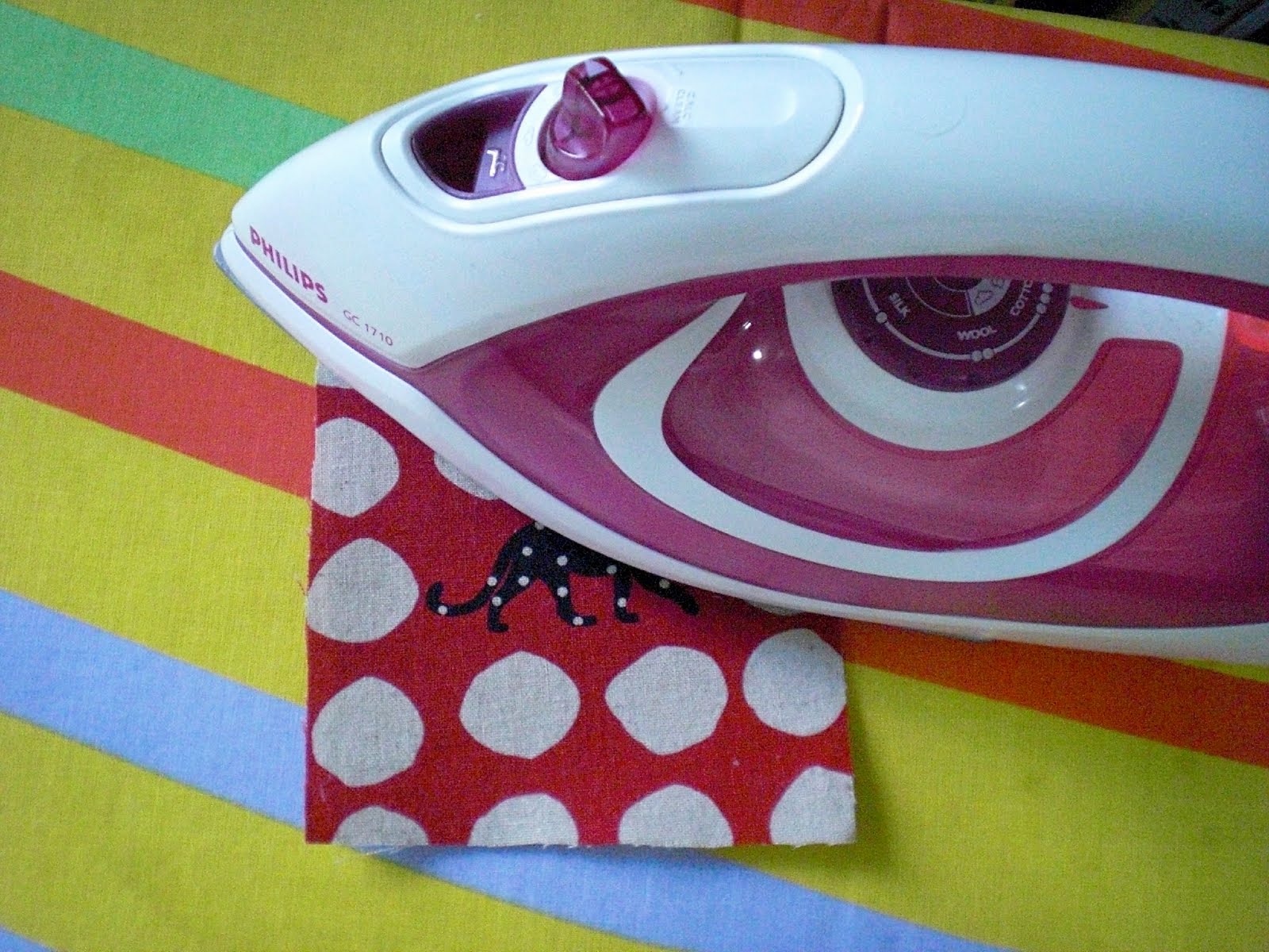 This is how I fuse interfacing and fleece to fabric Projects by Jane