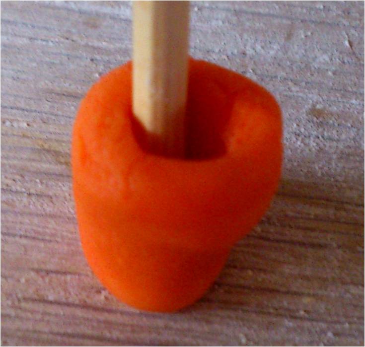 How to make a sugarpaste daffodil Utterly Scrummy Food For Families