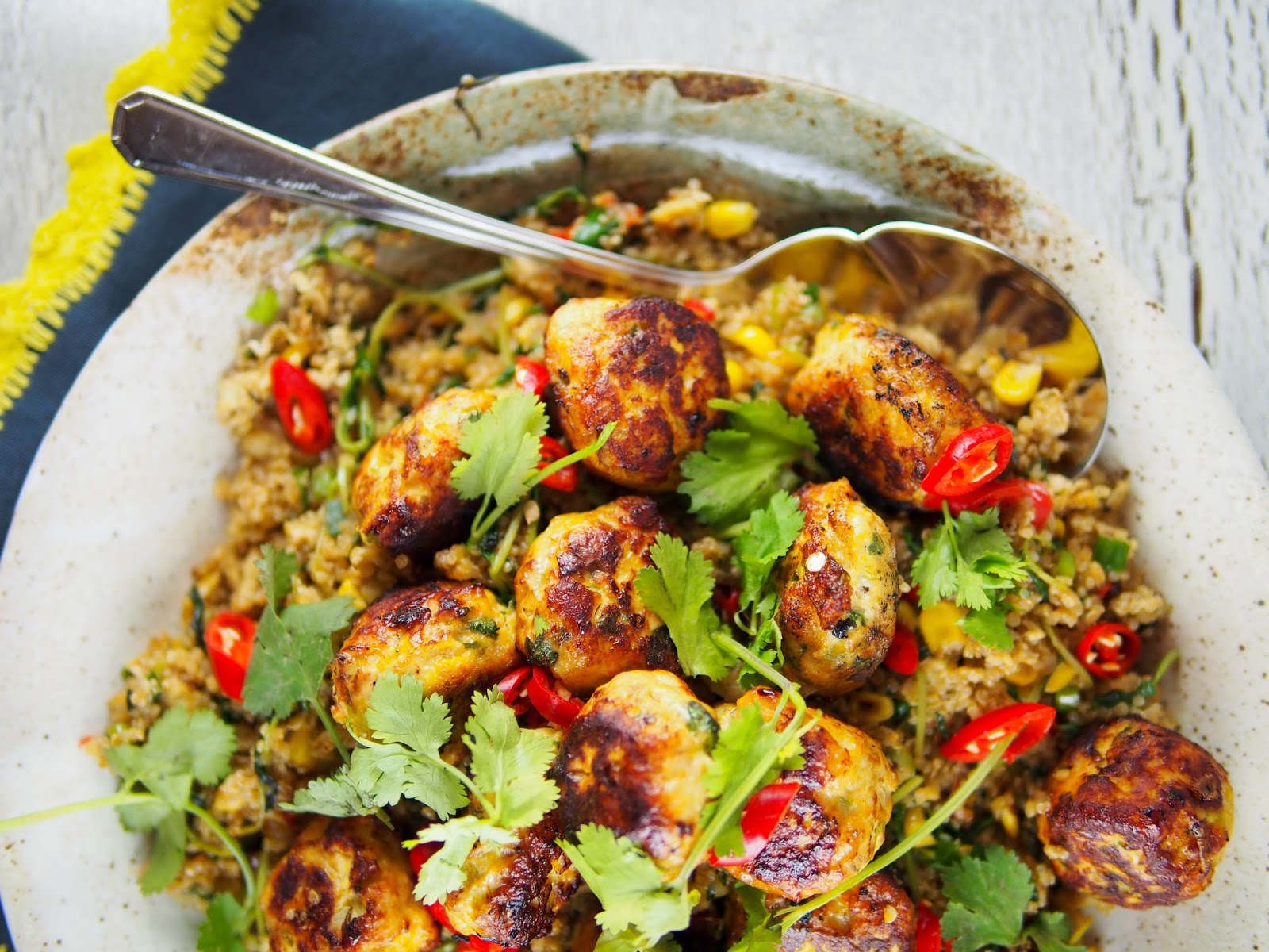 Foodmanna Fried "rice" quinoa with sweet corn, pea shoots and chicken