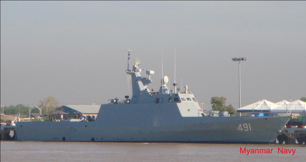 Noticias Y Generalidades - Página 19 Myanmar+_Navy_stealth_frigate_4