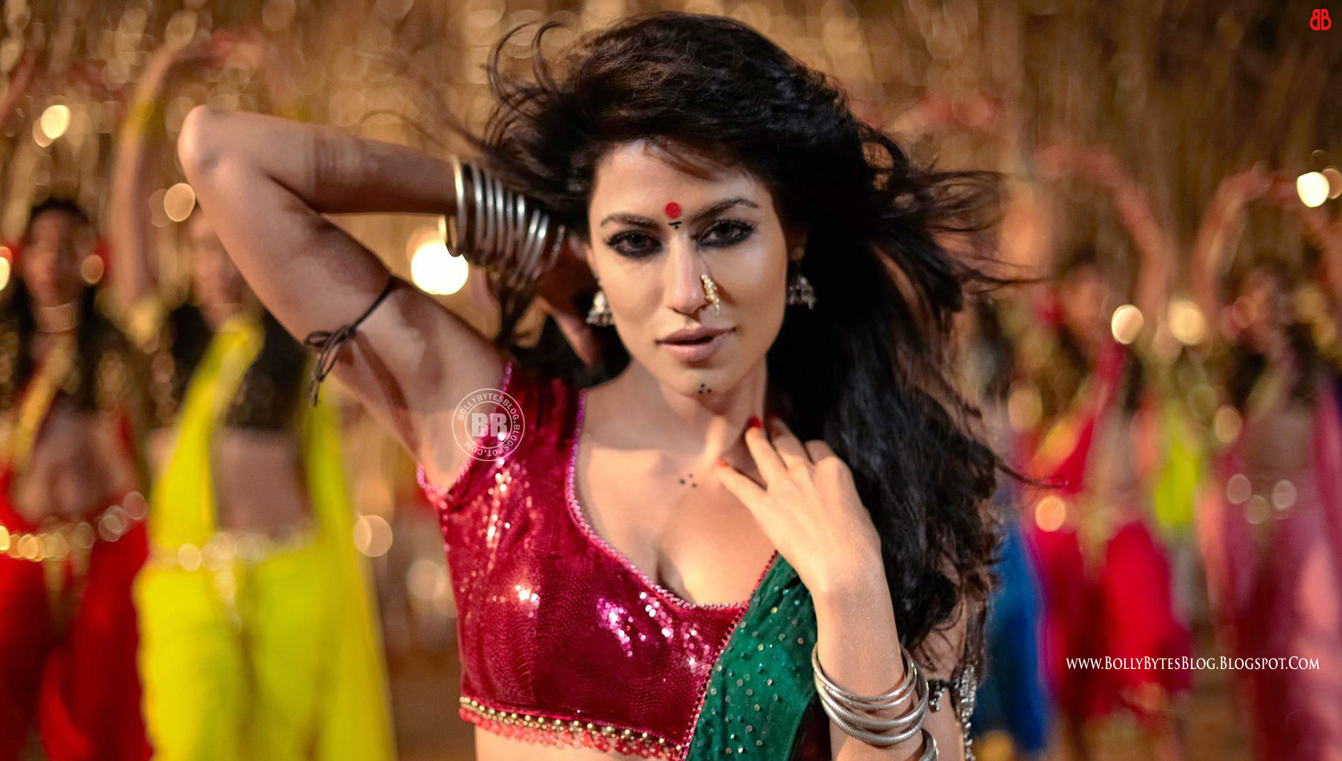 http://1.bp.blogspot.com/-5VLOsYJTdHw/T-oNGzprgLI/AAAAAAAALF0/a3b2Z1kkuBg/s1940/Joker-+Starring-Hot-Chitrangda-Singh-Kaafirana-Item-Song-HD-Wallpaper-13.jpg