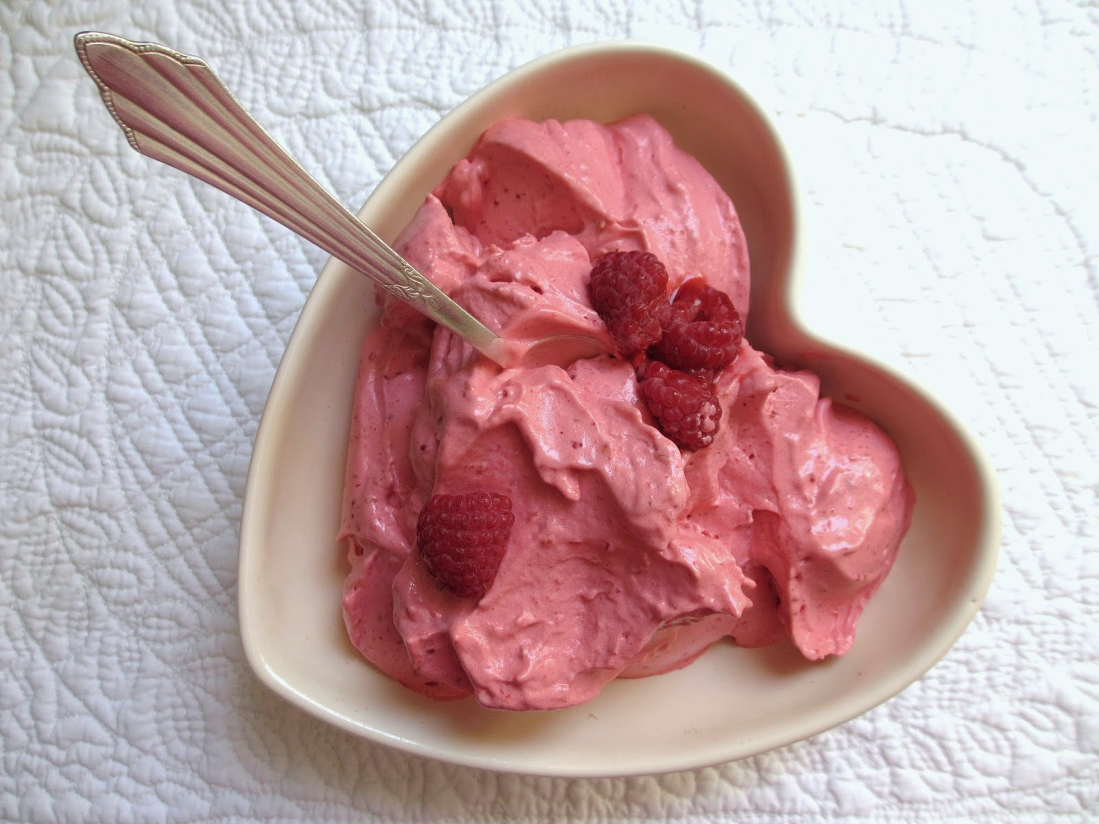 COOKING JULIA SORBET À LA FRAMBOISE, LÉGER, RAPIDE ET SANS SORBETIÈRE