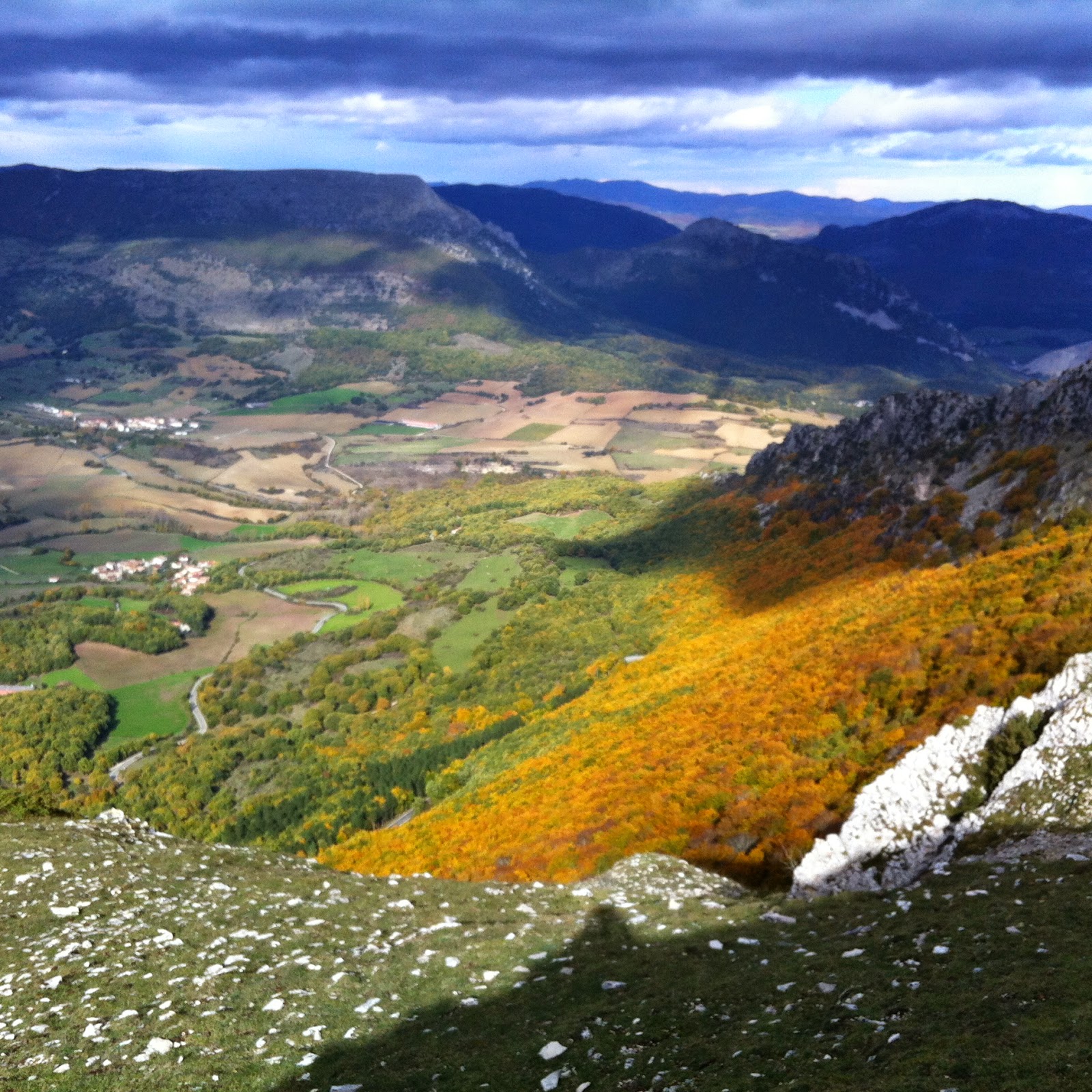 El Puente Lejano Navarra Azanza Valle de Goñi