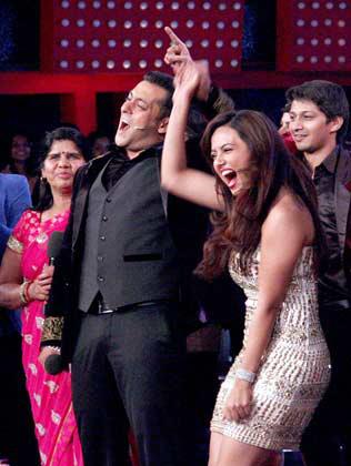 Salman and celbs at Bigg Boss Grand Finale