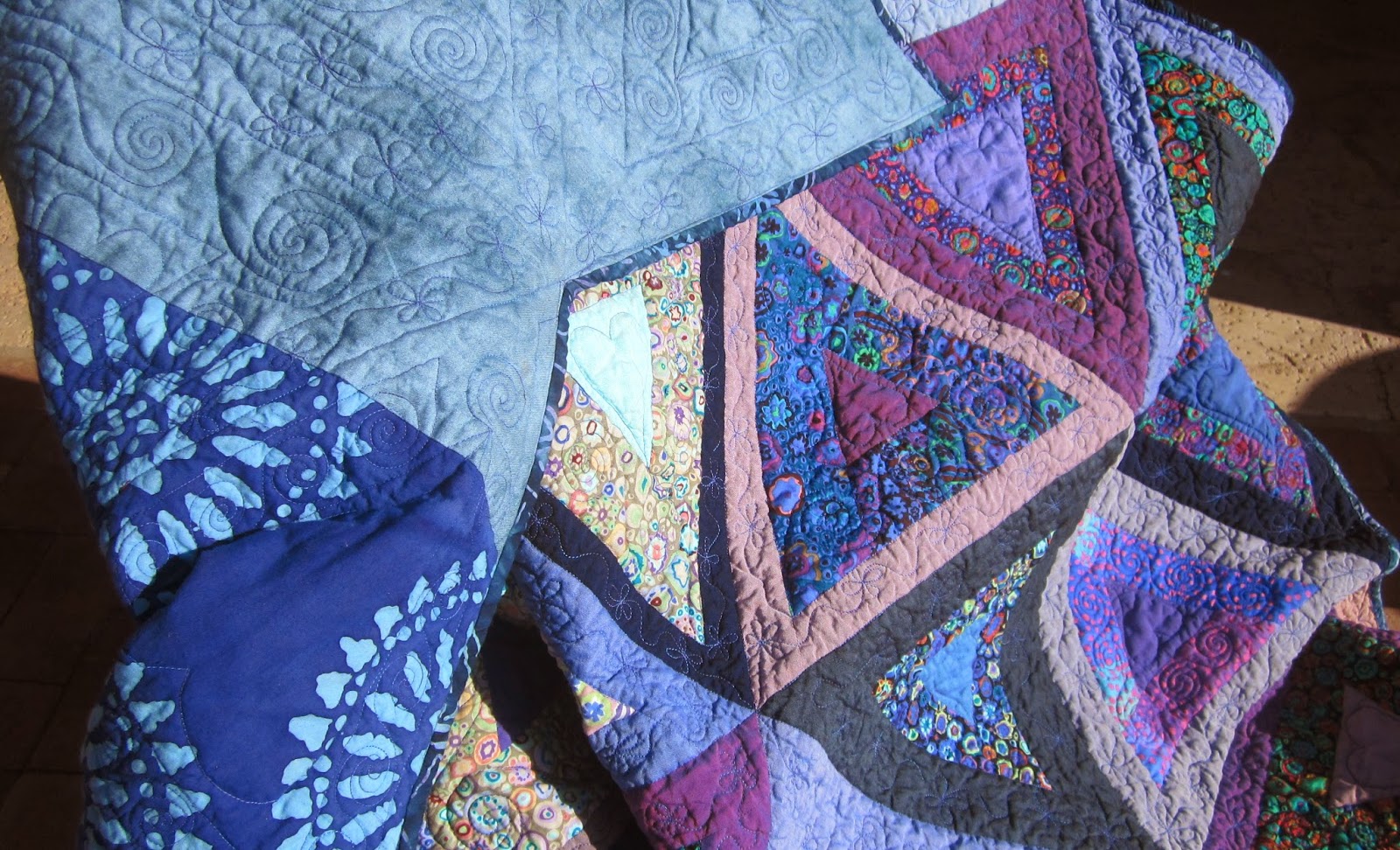 Quilt Paradigm TA DA! Triangle Log Cabin )