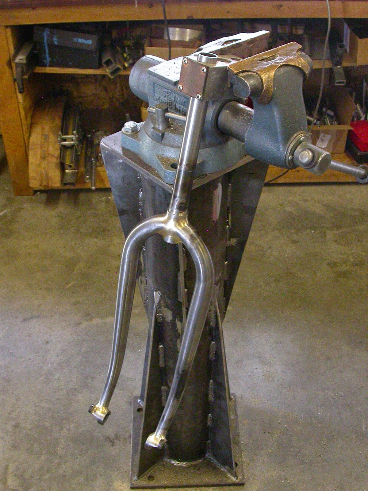 Moustache Cycles Thru Axle Unicrown Fork, Vise Pedestal