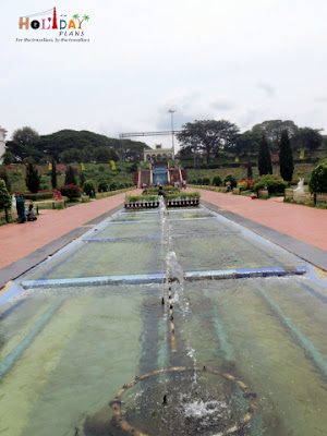 Fountain area in the gardens Fountain area in the brindavan gardens