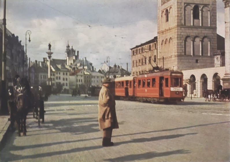 Warsaw+in+Color+Photographs+in+1938-39+(1).jpg