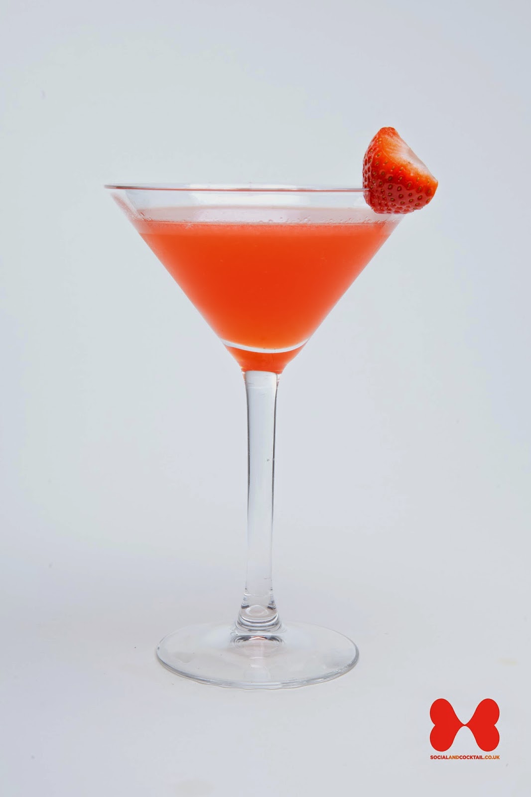 5 Top Cocktails for a Girly Hen Party Vinspire