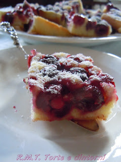 Torta di ciliegie ungherese: Cyühölcsös Kocha