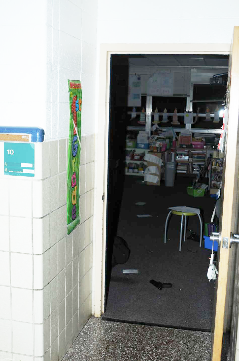 sandy hook elementary school shooting essay Five months before adam lanza committed a massacre of school children and educators at sandy hook elementary school, he wrote to a cyber-acquaintance that his interest in mass murder has been perfunctory for such a long time, according to an investigative report released friday the enthusiasm [i. sandy hook elementary school shooting essay Five months before adam lanza committed a massacre of school children and educators at sandy hook elementary school, he wrote to a cyber-acquaintance that his interest in mass murder has been perfunctory for such a long time, according to an investigative report released friday the enthusiasm [i.