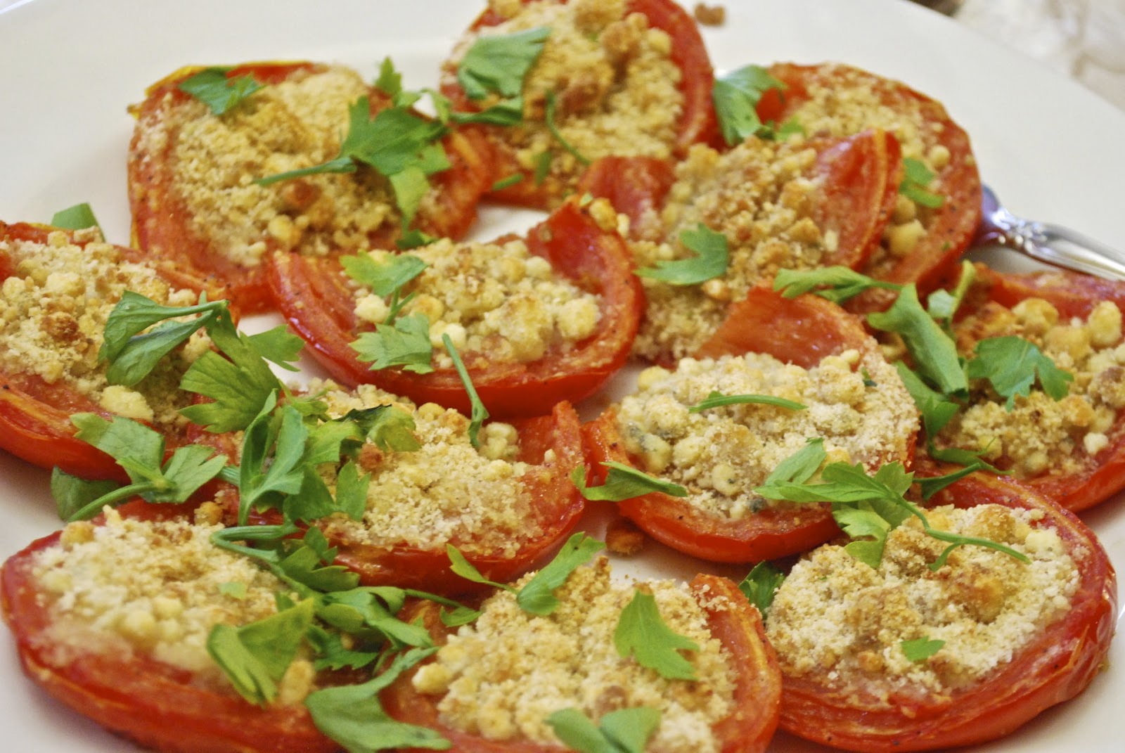 "Pointless" Meals Roasted Tomatoes with Garlic, and Parsley