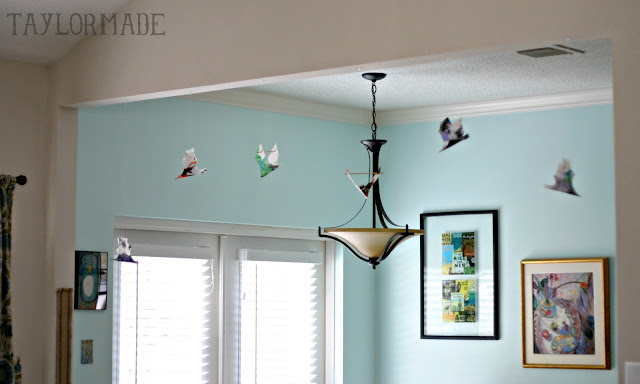 Kids Craft - Halloween Crayon Bats 12