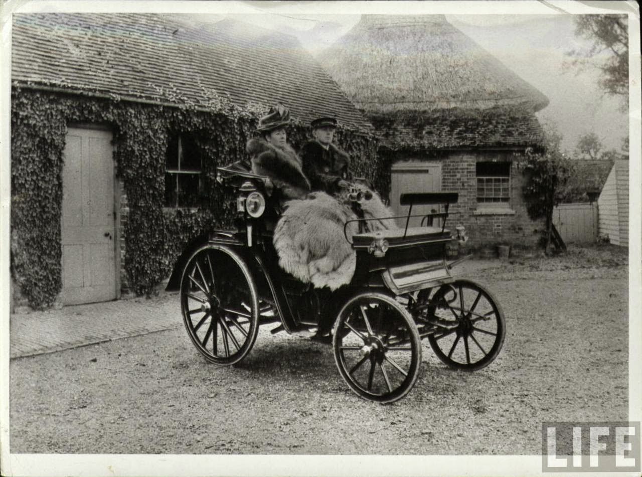 Vintage Photos Of Early American Automobiles From The