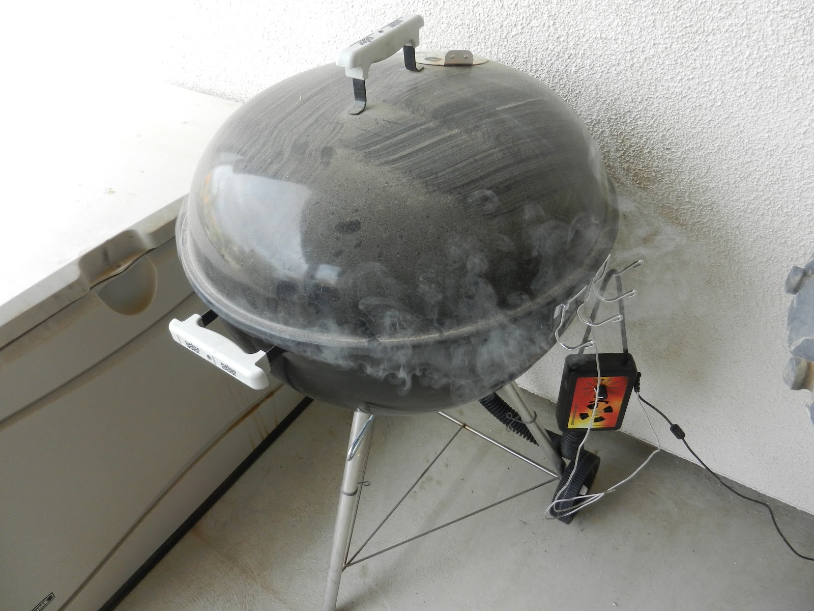 Converting er grill into dedicated smoker using Pitmaster IQ110