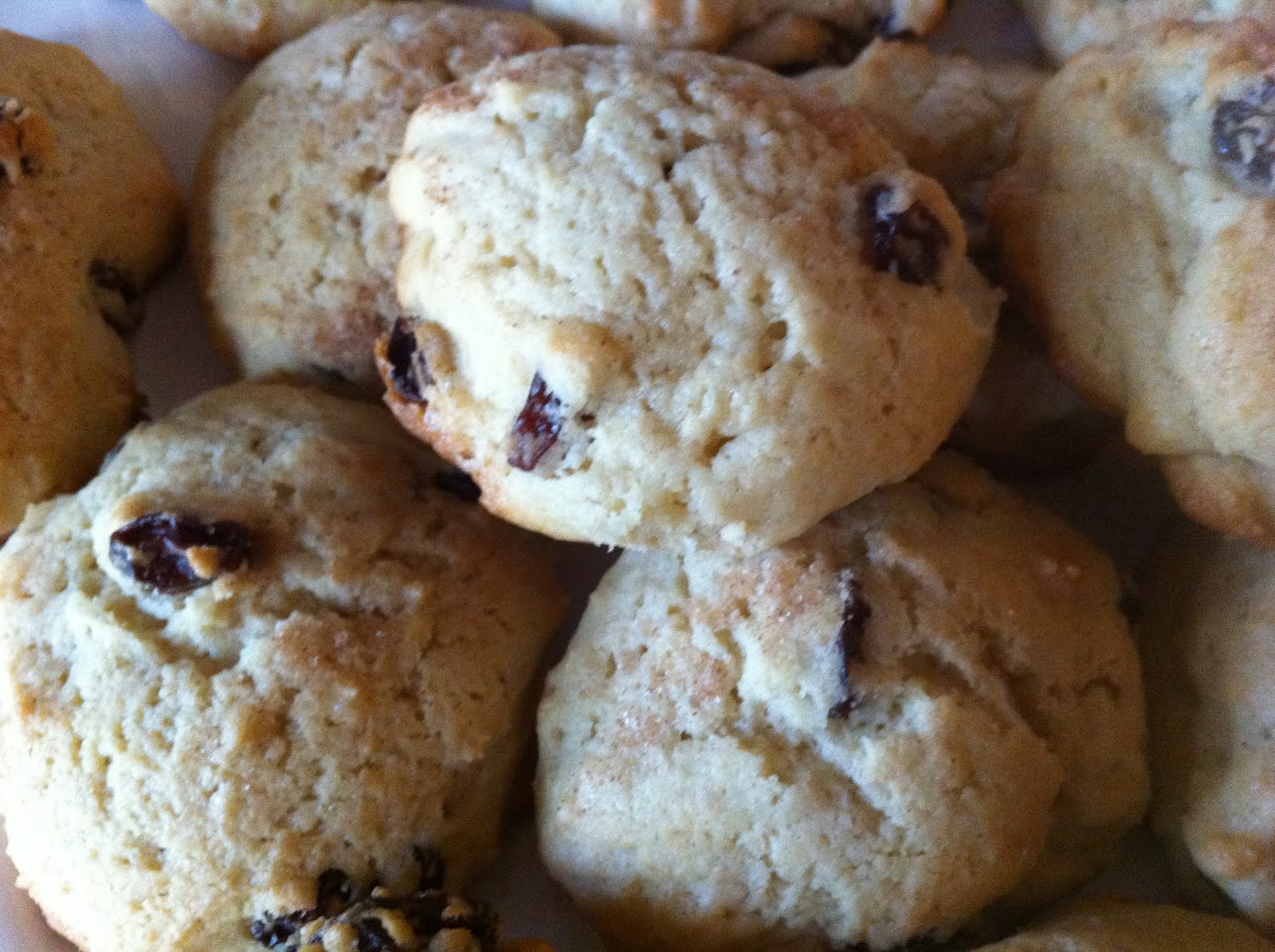 Russian Teachermom Sour Cream Raisin Cookies