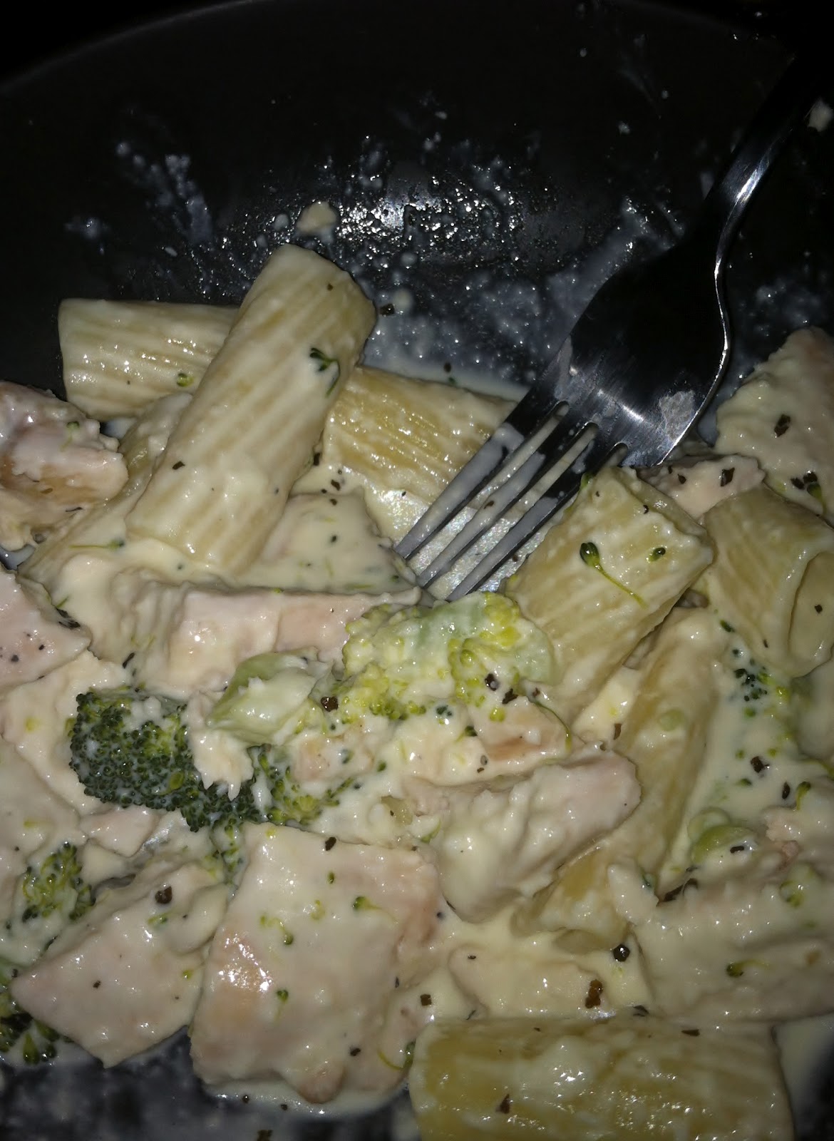 The Dish and More Rigatoni with Chicken and Broccoli in Lemon Cream Sauce
