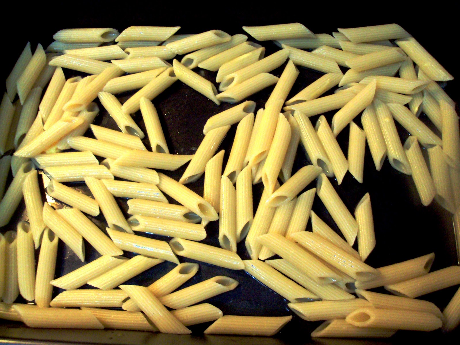 The Gab Housewife Chronicles Xmas Pasta {OvenDried Tomatoes Penne}