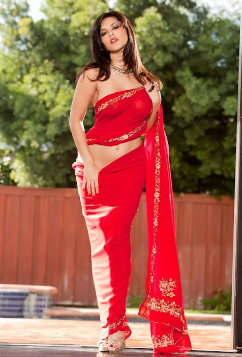sunny leone | in red saree ss unseen pics