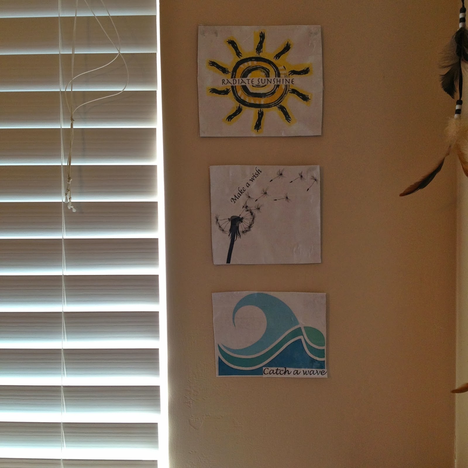 Two Best Friends Blogging About Beauty, Fashion & Food. DIY quote wall