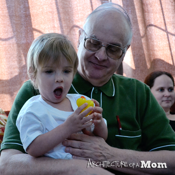 Architecture of a Mom: Fun Duck Birthday Theme Decorations