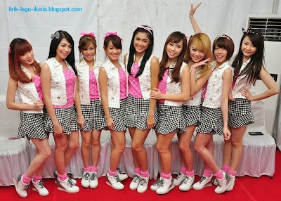 Lirik Lagu Cherrybelle - Malam Minggu | Lirik Lagu Dunia