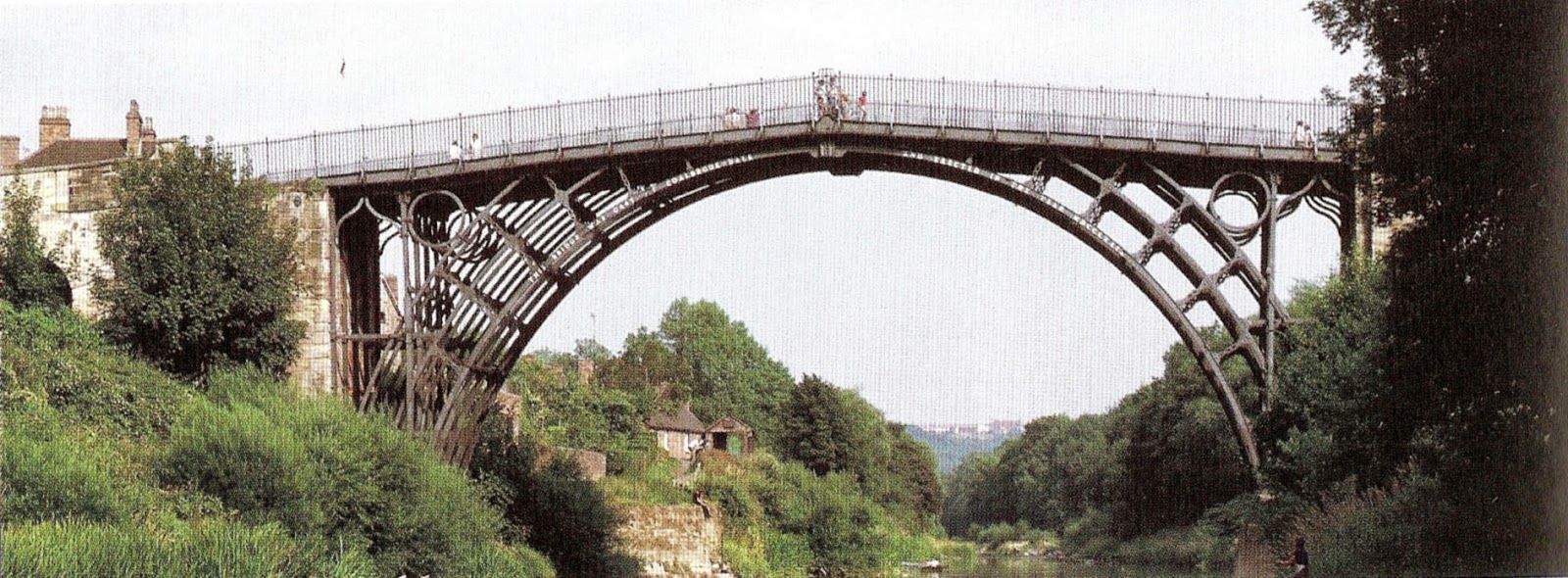 Historia del Diseño Revolución Industrial La pila Voltaica.