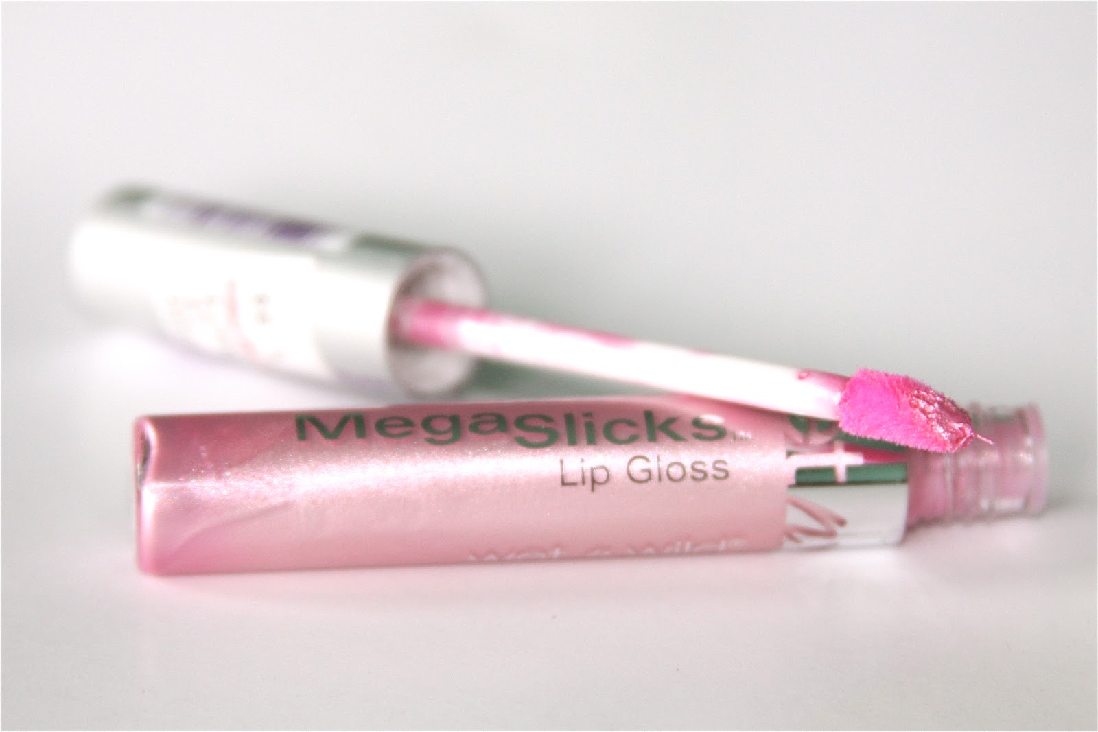 Glitter Kitty Wet N Wild Mega Slicks Lipgloss Sinless