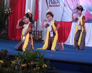 PENAMPILAN SISWA SDN SLAWI KULON 03 PADA LOMBA FLS2N TINGKAT PROP. JAWA TENGAH 2013