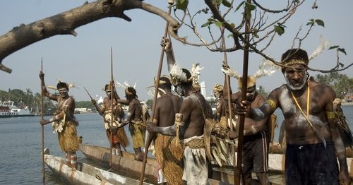 Ilmu Budaya Dasar : Memahami Kebudayaan Suku Asmat di Irian Jaya