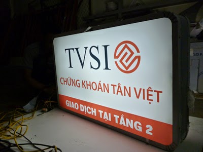 Thiết kế thi công biển quảng cáo hộp đèn tại Hà Nôi