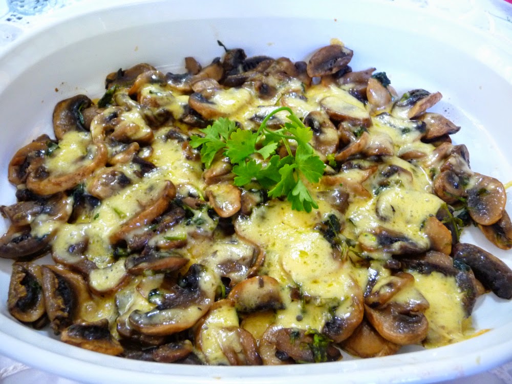 SPLENDID LOWCARBING BY JENNIFER ELOFF GARLIC PARSLEY MUSHROOMS