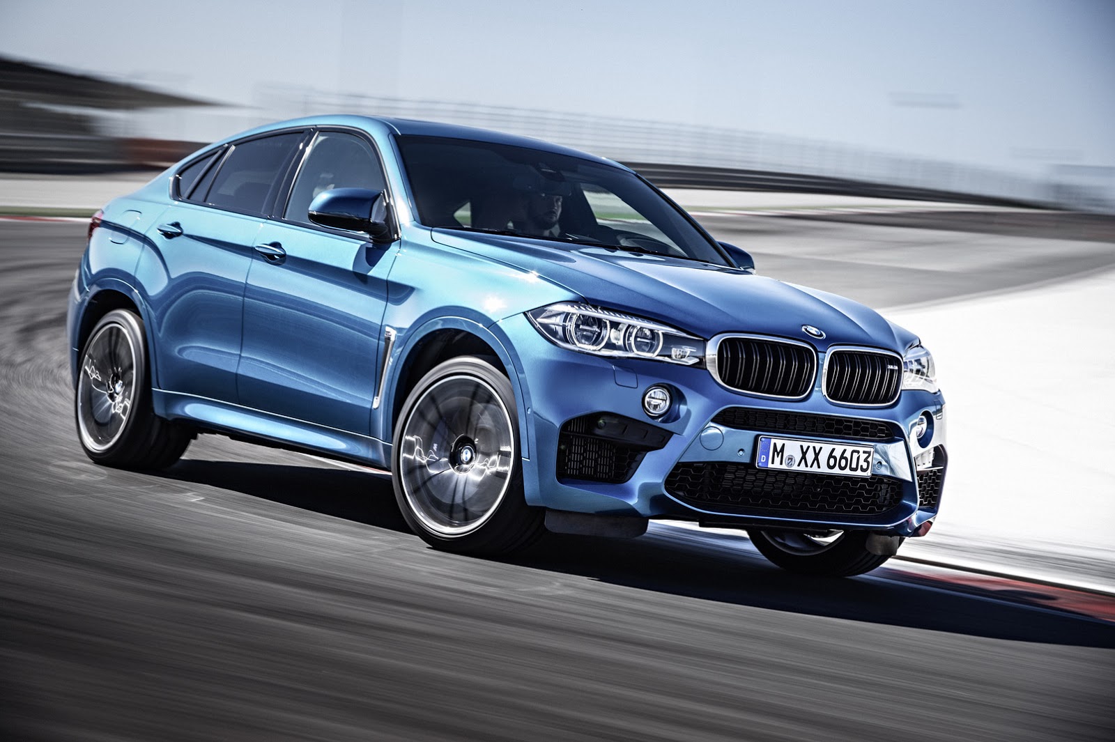 2016-BMW-X5M-X6M-38.jpg