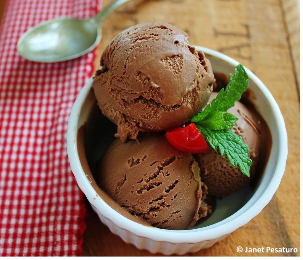 http://ouroneacrefarm.com/chocolate-ice-cream-smooth-creamy-decadent/