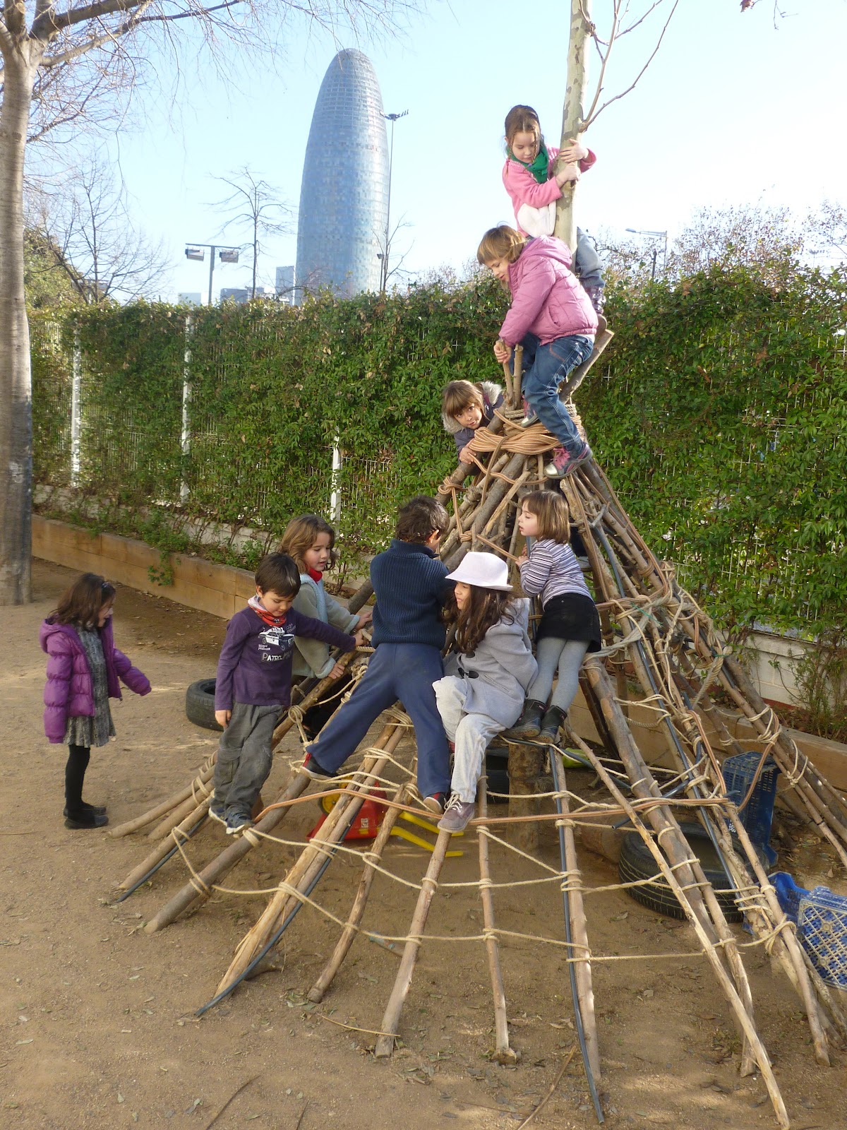 ACTUACIONES MEDIOAMBIENTALES EN UN ENTORNO URBANO